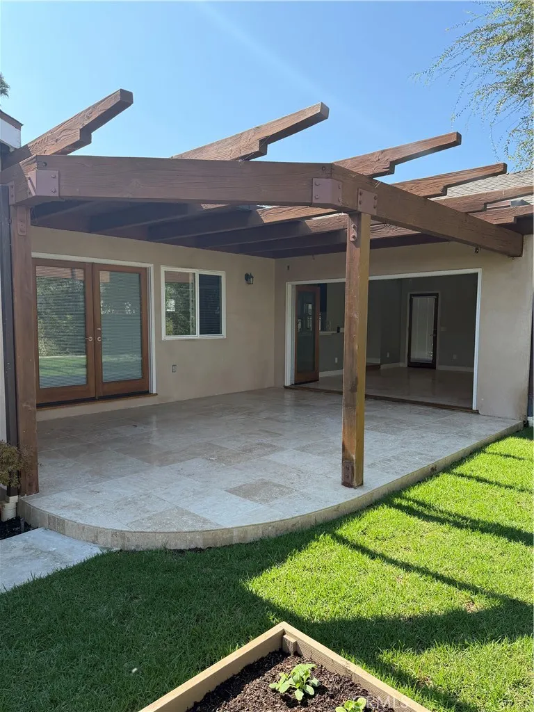 4360 Le Bourget, Culver City, California 90232 home-pic-25